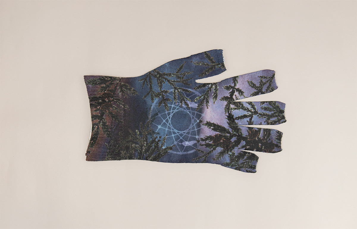 Wolf Song Gradient Compression Glove