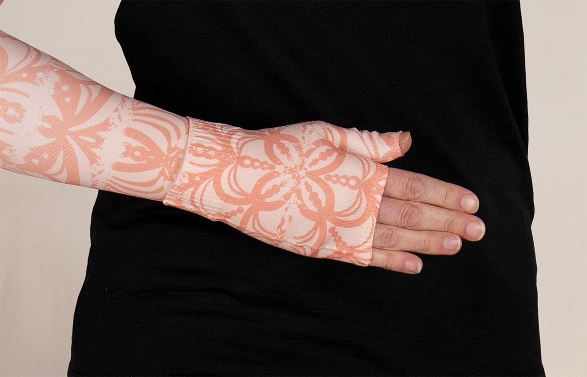 Lorelai Gradient Compression Gauntlet - LympheDIVAs