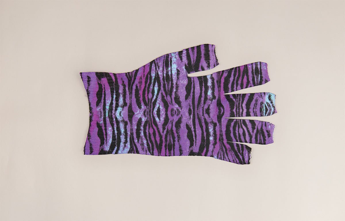 Phantom Gradient Compression Glove - LympheDIVAs