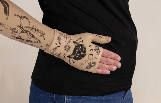 Oddities Beige Gradient Compression Gauntlet