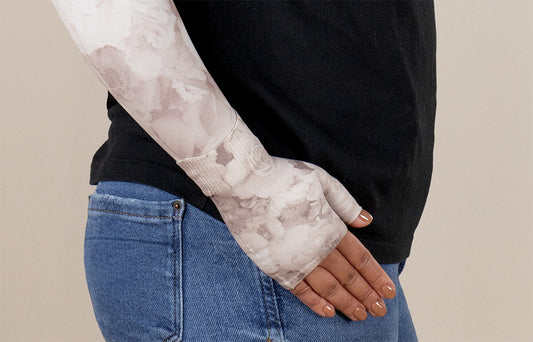 Romantic Rose Gradient Compression Gauntlet