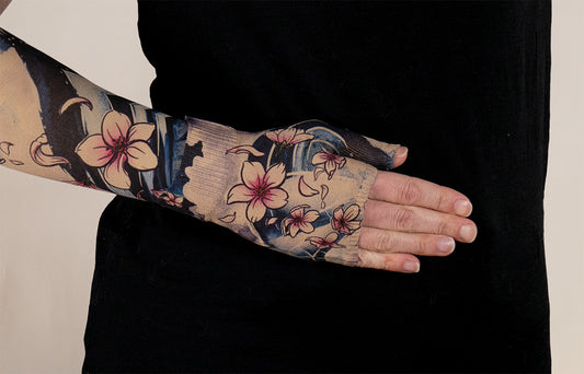 Sakura Beige Gradient Compression Gauntlet