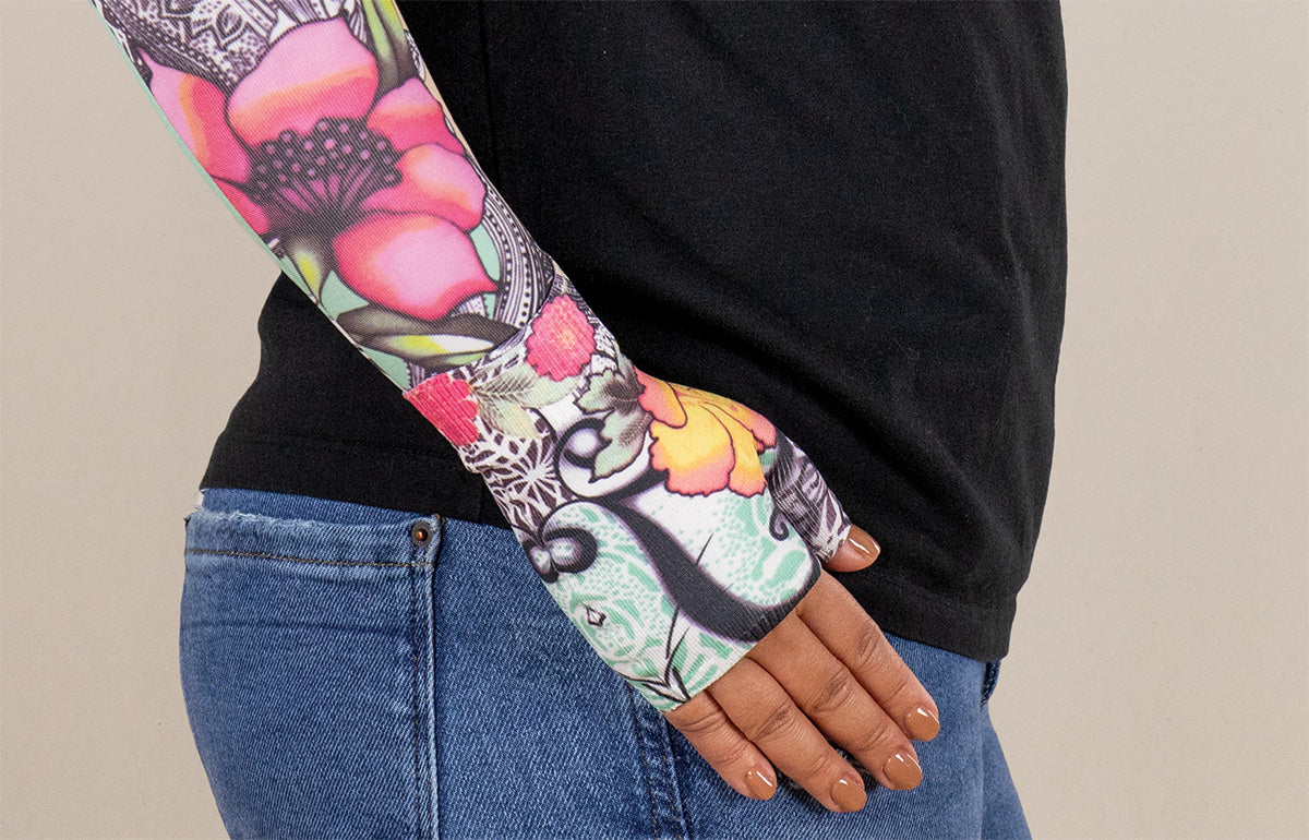 Tattoo Blossom Gradient Compression Gauntlet