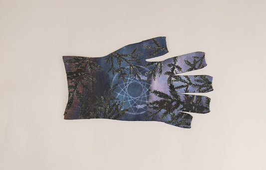 Wolf Song Gradient Compression Glove