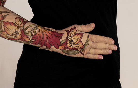 Lily Beige Gradient Compression Gauntlet