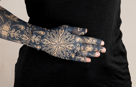 Twilight Gradient Compression Glove
