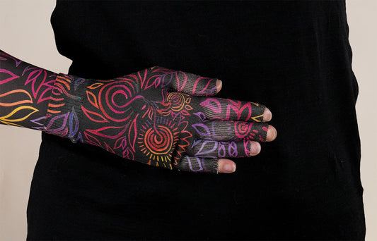 Vibrance Gradient Compression Glove