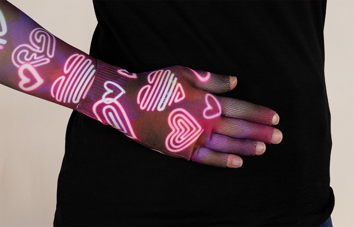 Amore Gradient Compression Glove - LympheDIVAs