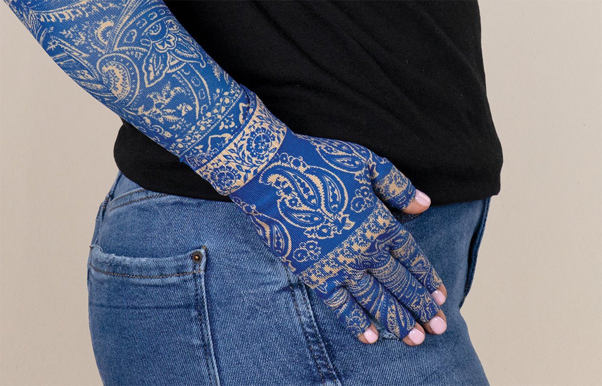 Blue Bandit Gradient Compression Glove - LympheDIVAs