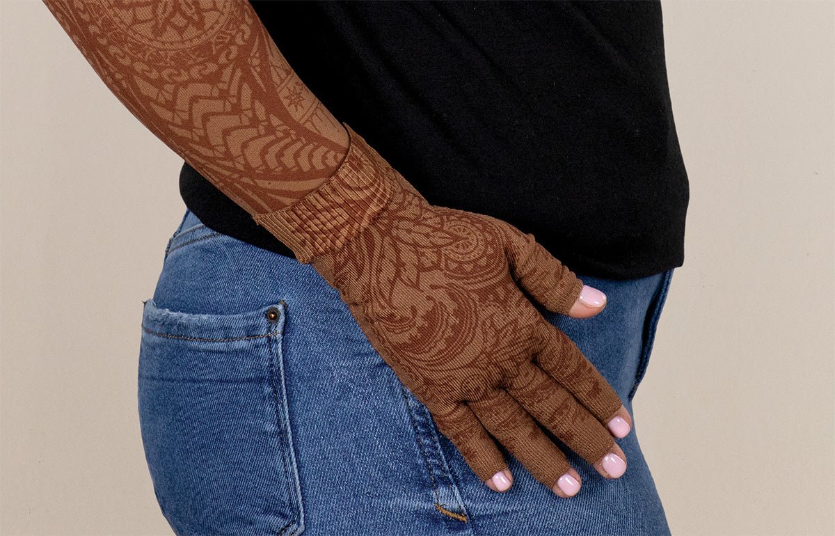 Bodhi Mocha Gradient Compression Glove - LympheDIVAs