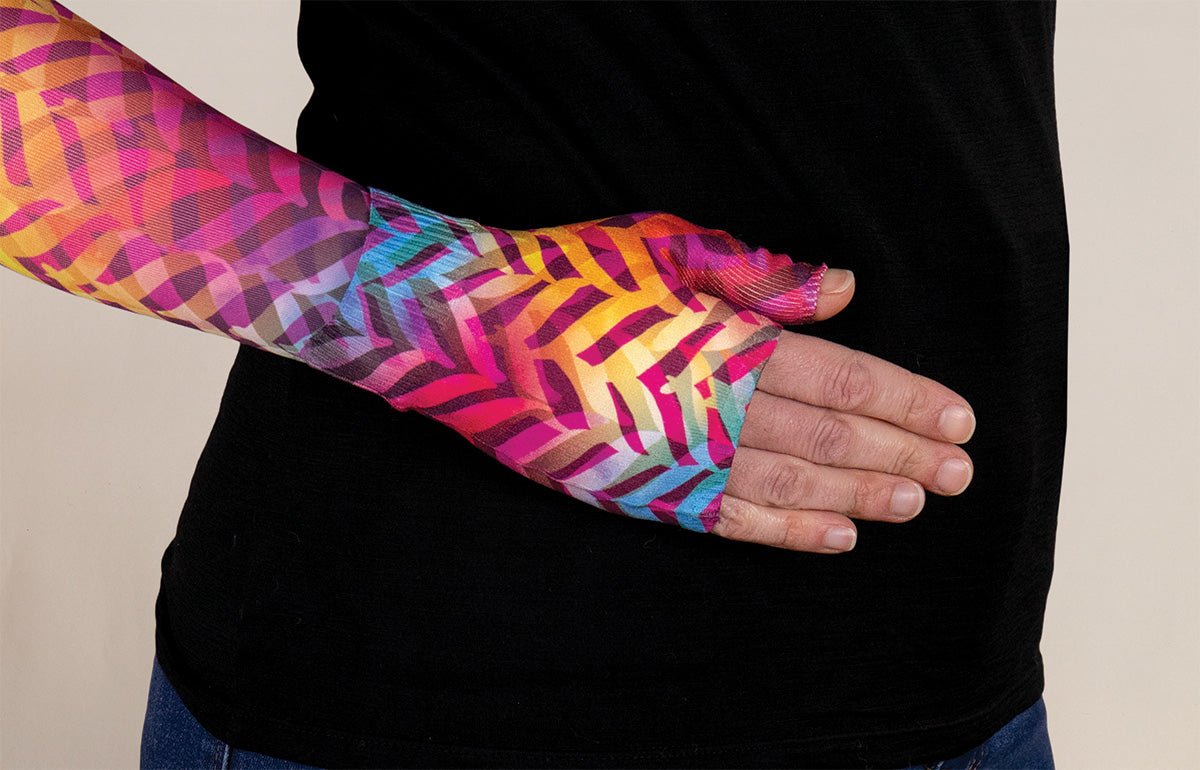Chroma Gradient Compression Gauntlet - LympheDIVAs
