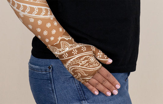 Daisy Dark Gradient Compression Gauntlet - LympheDIVAs