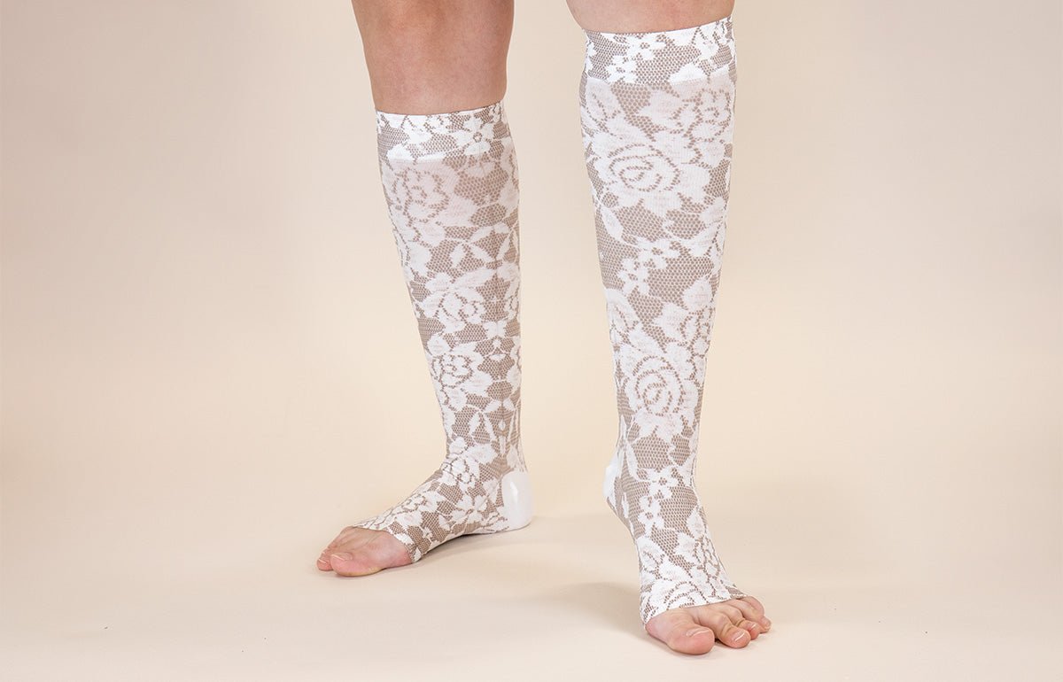 Darling Dark Gradient Compression Socks - LympheDIVAs
