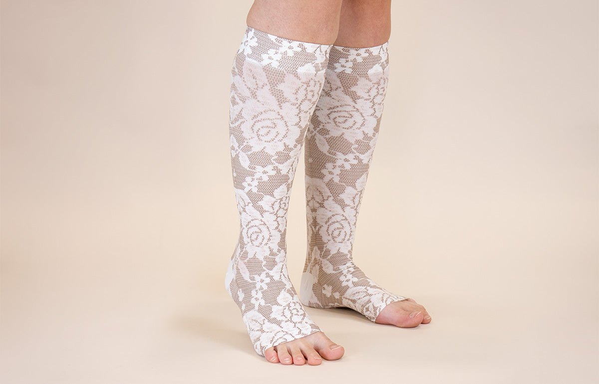 Darling Dark Gradient Compression Socks - LympheDIVAs
