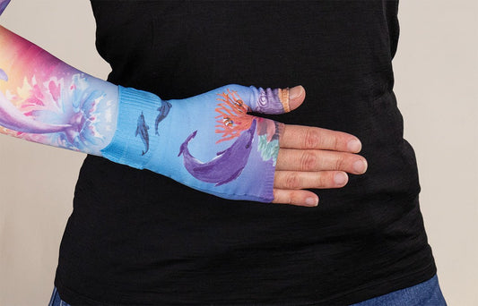 Dolphins Gradient Compression Gauntlet - LympheDIVAs