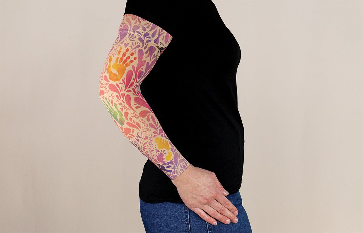 Heartprints Gradient Compression Arm Sleeve - LympheDIVAs