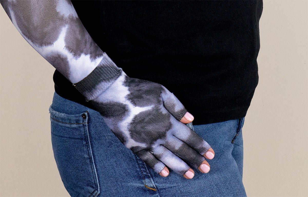 Indigo Gradient Compression Glove - LympheDIVAs