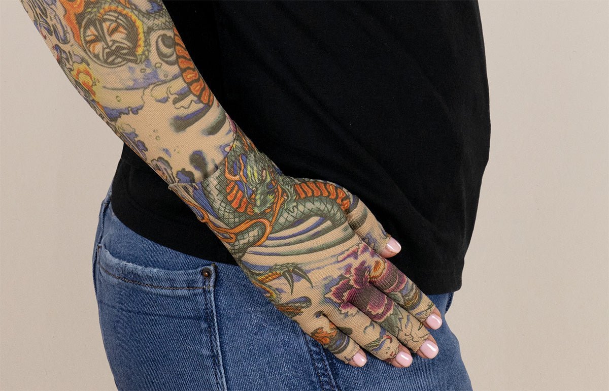 Lotus Dragon Tattoo Gradient Compression Glove - LympheDIVAs
