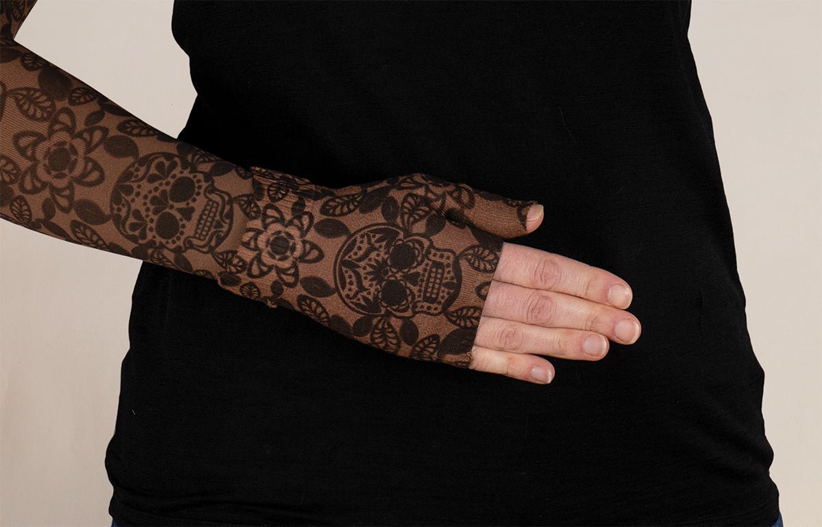 Macabre Mocha Gradient Compression Gauntlet - LympheDIVAs