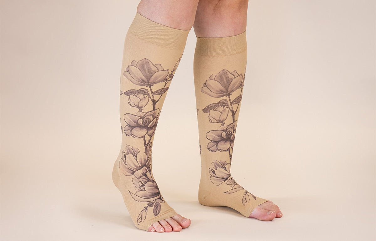 Magnolia Beige Gradient Compression Socks - LympheDIVAs