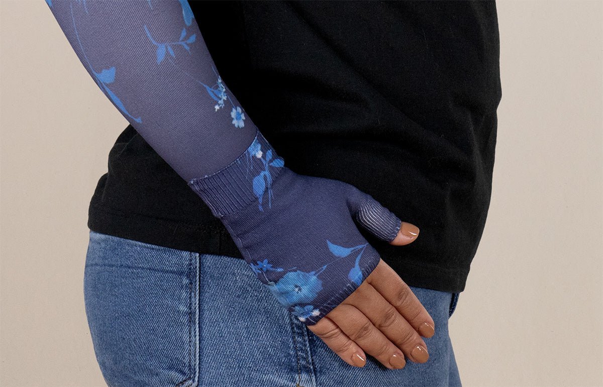 Moonlight Gradient Compression Gauntlet - LympheDIVAs