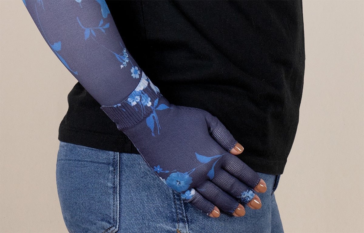 Moonlight Gradient Compression Glove - LympheDIVAs