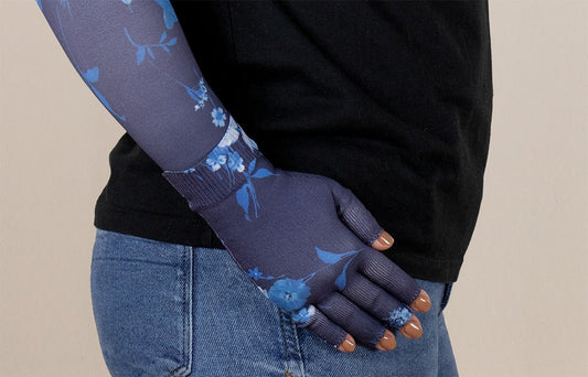 Moonlight Gradient Compression Glove - LympheDIVAs