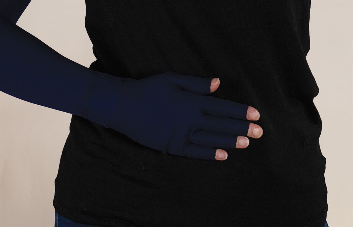 Navy Gradient Compression Glove - LympheDIVAs