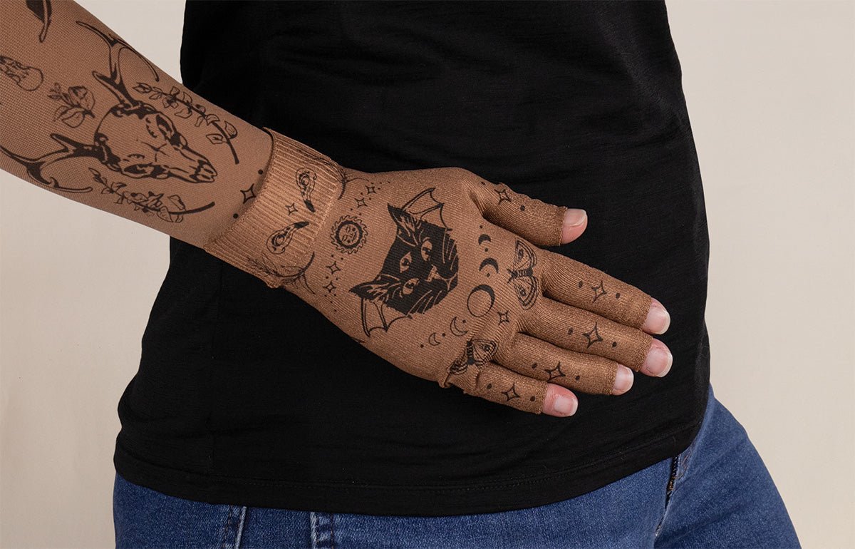 Oddities Mocha Gradient Compression Glove - LympheDIVAs