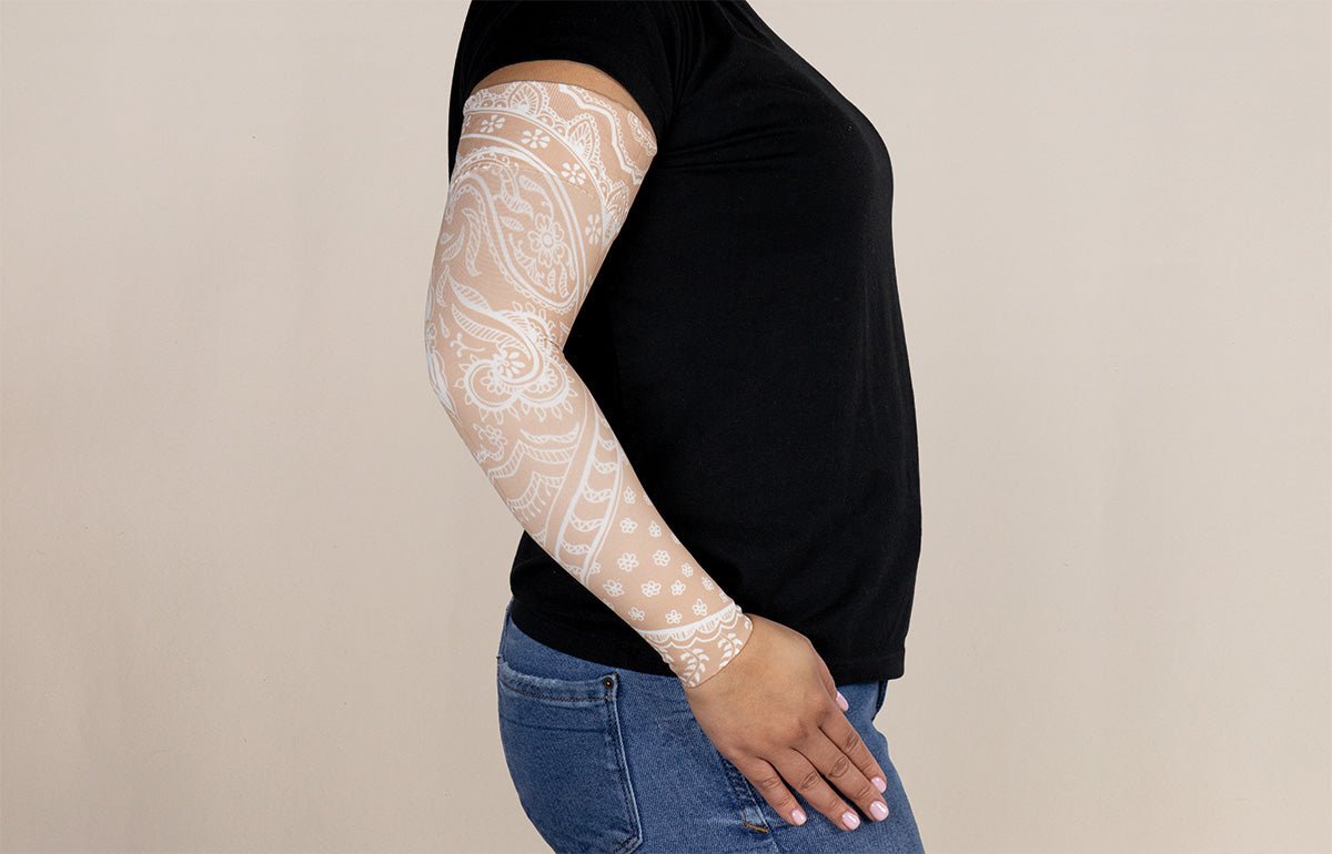 Oops Rack: Daisy Tan Gradient Compression Arm Sleeve - LympheDIVAs