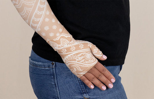Oops Rack: Daisy Tan Gradient Compression Gauntlet - LympheDIVAs