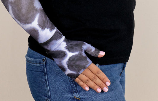 Oops Rack: Indigo Gradient Compression Gauntlet - LympheDIVAs