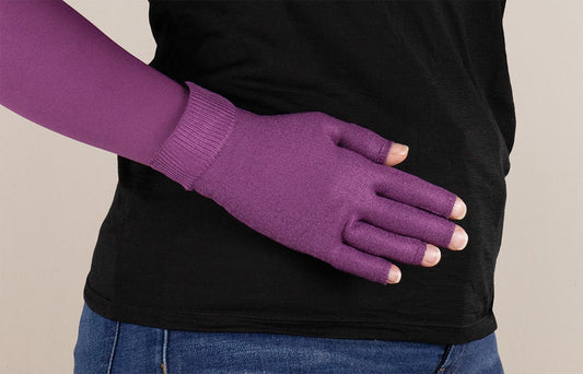 Oops Rack: Purple Gradient Compression Glove - LympheDIVAs