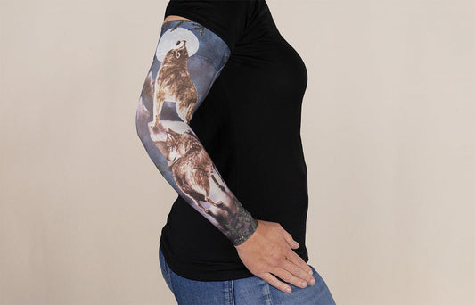 Oops Rack: Wolf Song Gradient Compression Arm Sleeve - LympheDIVAs