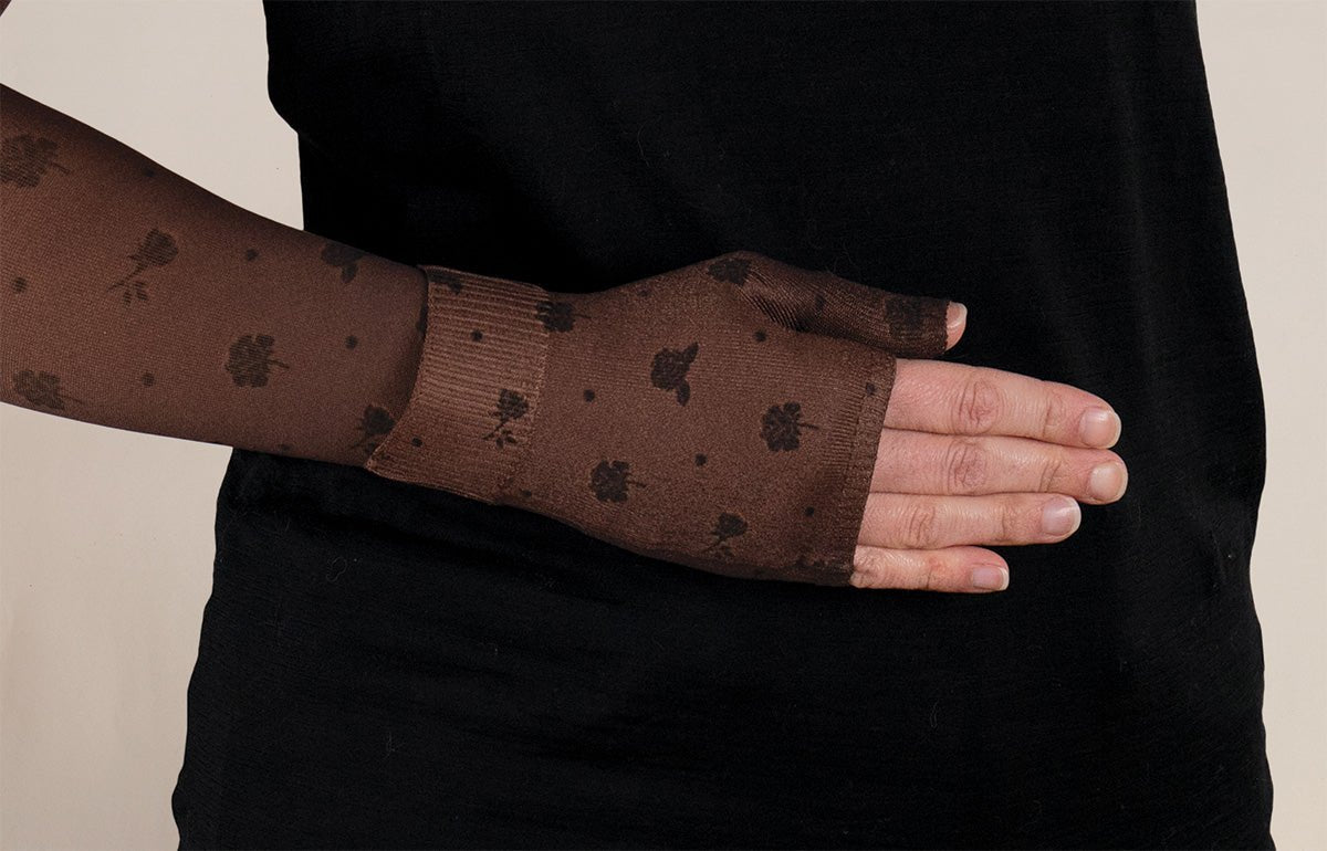Rose Noir Mocha Gradient Compression Gauntlet - LympheDIVAs
